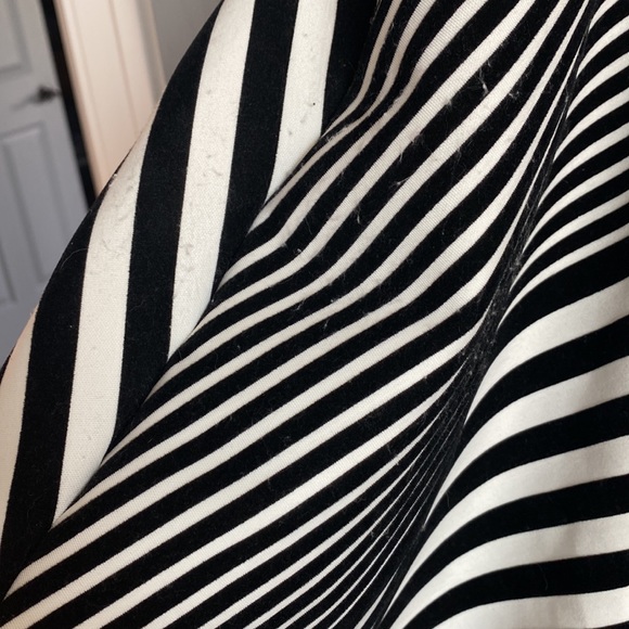 Cameo and rosé sleeveless dress - Picture 4 of 8